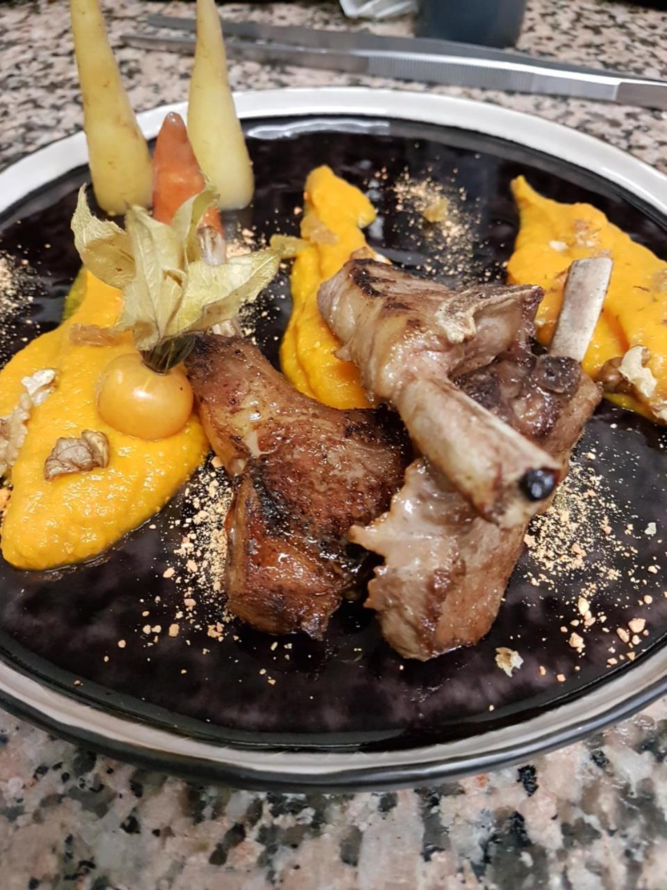 Langeac Logis Hotel Restaurant Entre Nous מראה חיצוני תמונה