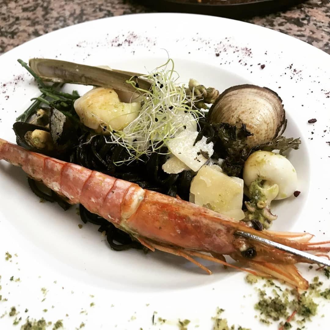 Langeac Logis Hotel Restaurant Entre Nous מראה חיצוני תמונה